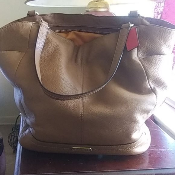Brown leather coach tote bag - Picture 1 of 2